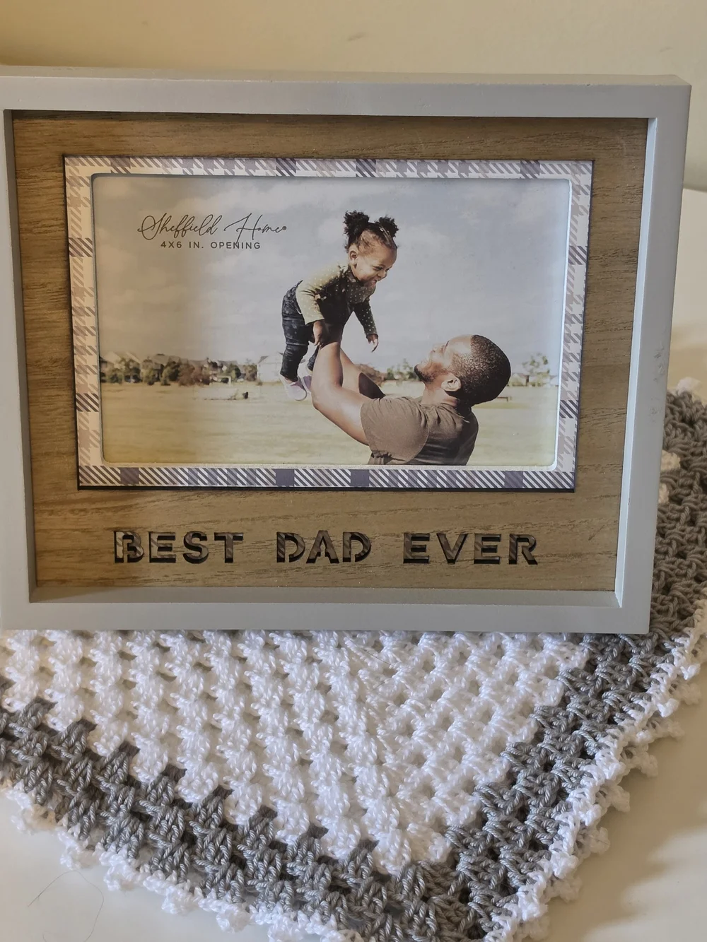 Sheffield Home White and Wood 'Best Dad Ever' Photo Frame
